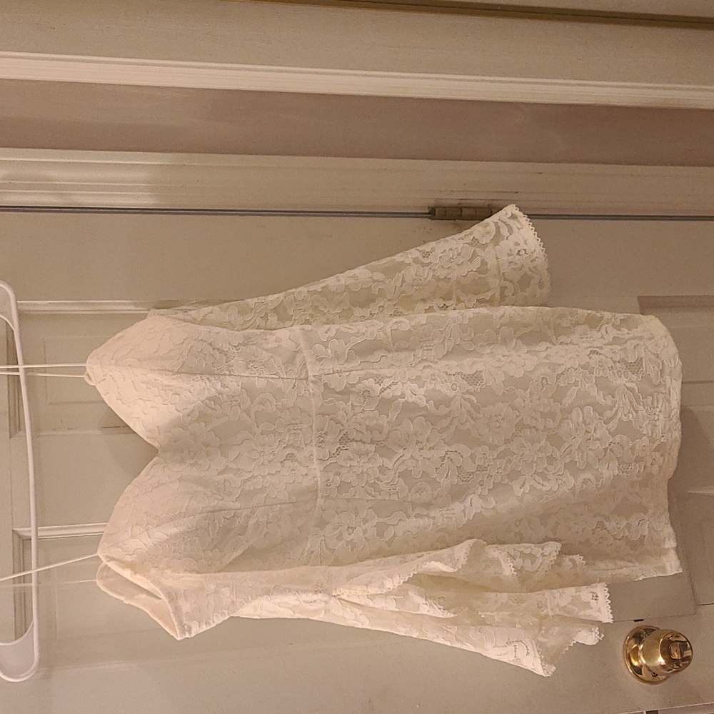 White lace dress